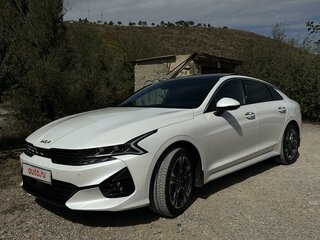 2022 Kia K5 III, белый, 2950000 рублей, вид 3
