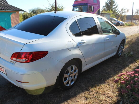 2015 Peugeot 408 I, белый, 1150000 рублей - вид 6