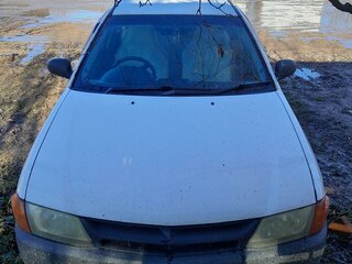 2003 Mazda Familia Y11, белый, 210000 рублей, вид 3