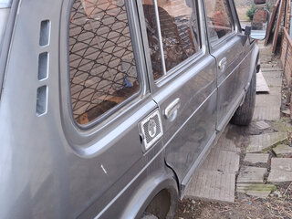 2005 Lada (ВАЗ) 2131 (4x4) I, серый, 350000 рублей, вид 3
