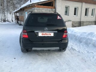 2007 Mercedes-Benz M-Класс 320 II (W164), чёрный, 1850000 рублей, вид 3