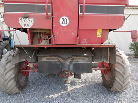2001 Case IH Axial-Flow, красный, 6000000 рублей, вид 4
