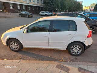 2008 Volkswagen Golf V, белый, 650000 рублей, вид 4