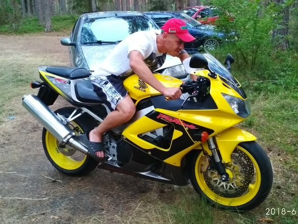 2001 Honda CBR 929RR Fireblade, жёлтый, 339620 рублей - вид 5
