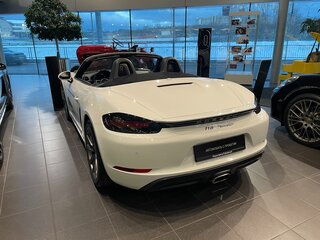 2018 Porsche Boxster IV 718 (982), белый, 5500000 рублей, вид 2
