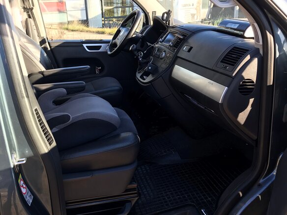2007 Volkswagen Multivan T5, серый, 2950000 рублей - вид 12