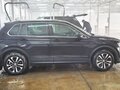 2019 Volkswagen Tiguan II, чёрный, 3200000 рублей - вид 2