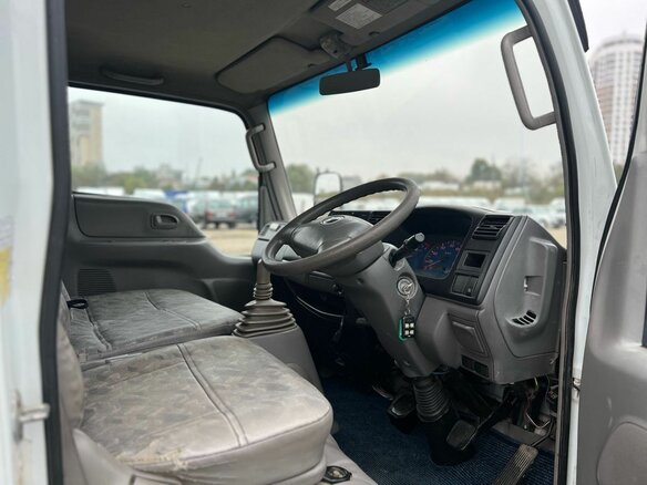2005 Mazda Titan, белый, 1258000 рублей - вид 8