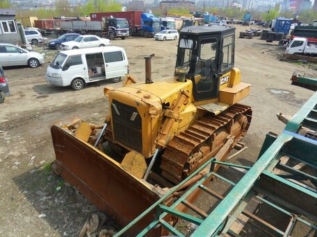 1996 Caterpillar D7, золотистый, 2100000 рублей, вид 1