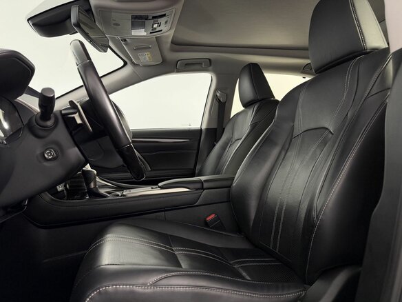2020 Lexus RX 300 IV Рестайлинг, серый, 4790000 рублей - вид 11