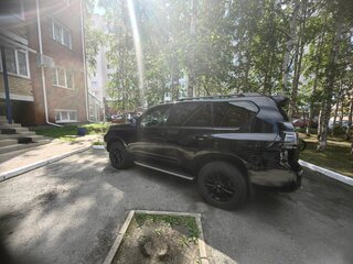 2020 Toyota Land Cruiser Prado 150 Series Рестайлинг 3, чёрный, 8005000 рублей, вид 4
