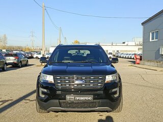2018 Ford Explorer V Рестайлинг, чёрный, 2350000 рублей, вид 2