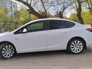 2012 Opel Astra J Рестайлинг, белый, 1000000 рублей, вид 5