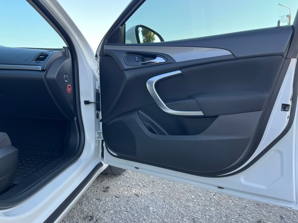 2013 Opel Insignia I Рестайлинг, белый, 1190000 рублей - вид 39