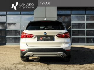 2016 BMW X1 20i xDrive II (F48), белый, 2329000 рублей, вид 4