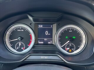 2017 Skoda Octavia III (A7) Рестайлинг, серый, 2050000 рублей, вид 5