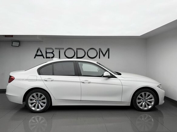 2013 BMW 3 серии 320i VI (F3x), белый, 1478000 рублей - вид 5