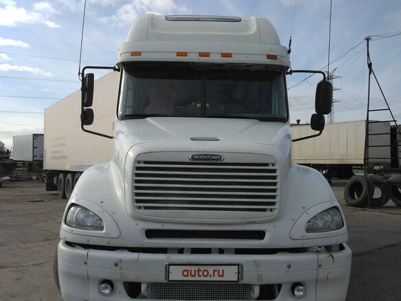 2003 Freightliner Columbia, белый, 1100000 рублей - вид 5