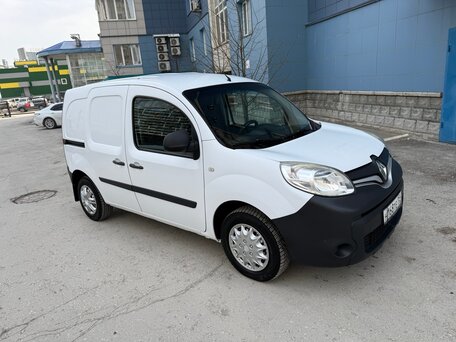 2014 Renault Kangoo II Рестайлинг, белый, 999000 рублей, вид 3