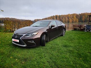 2015 Lexus ES 200 VI Рестайлинг, коричневый, 2000000 рублей, вид 1
