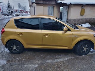 2007 Kia Ceed I, золотистый, 650000 рублей, вид 4