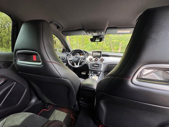 2014 Mercedes-Benz GLA AMG 45 AMG I (X156), фиолетовый, 2500000 рублей - вид 17