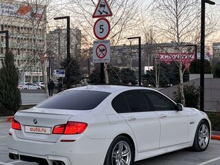 2012 BMW 5 серии 535i VI (F10/F11/F07), белый, 2500000 рублей, вид 4