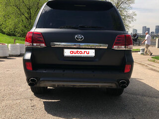 2015 Toyota Land Cruiser 200 Series Рестайлинг 1, чёрный, 4700000 рублей, вид 4