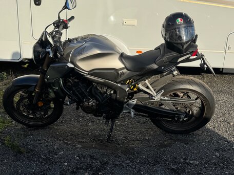 2019 Honda CB 650R, серебристый, 797000 рублей, вид 1