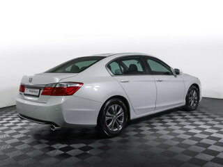 2013 Honda Accord IX, белый, 1697000 рублей, вид 5