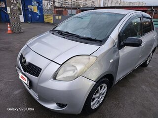 2005 Toyota Vitz II (XP90), серебристый, 250000 рублей, вид 2