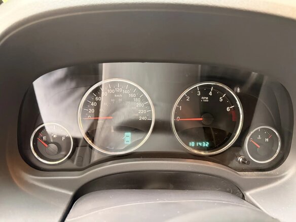 2012 Jeep Compass I Рестайлинг, серый, 900000 рублей - вид 3