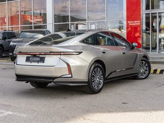 2026 Lexus ES 300h VIII, серый, 7990000 рублей, вид 5