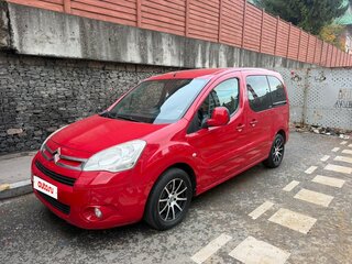 2011 Citroen Berlingo II, красный, 500000 рублей, вид 1