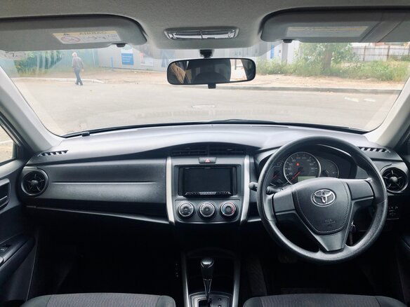 2017 Toyota Corolla Fielder XI (E160, E170) Рестайлинг 2, серебристый, 1280000 рублей - вид 14