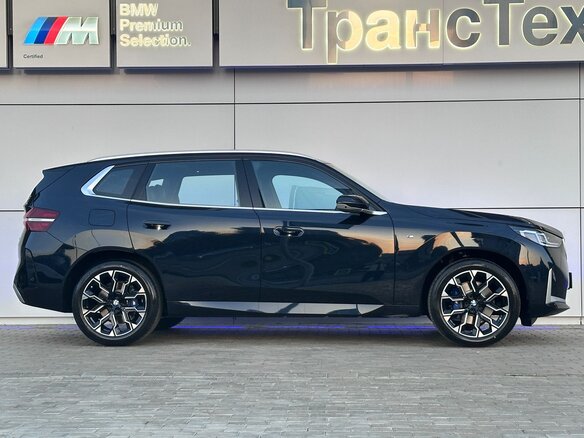 2025 BMW X3 Long 30L xDrive IV (G45/G48), чёрный, 7550000 рублей - вид 4