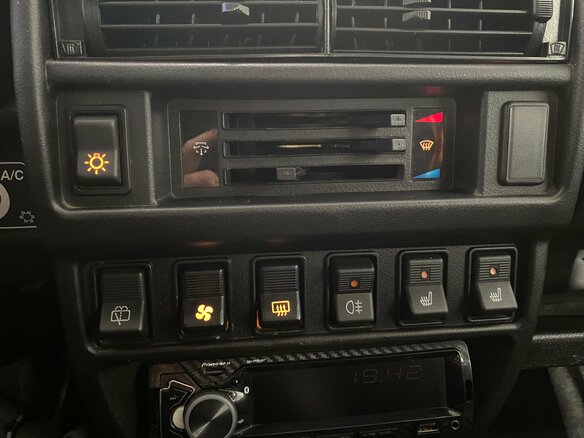 2019 Lada (ВАЗ) 2121 (4x4) I Рестайлинг (2020), чёрный, 640000 рублей - вид 15