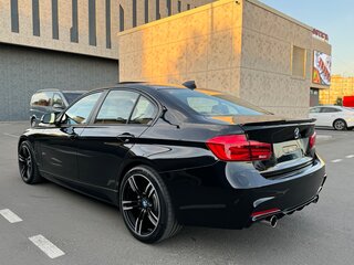 2013 BMW 3 серии 320i xDrive VI (F3x), чёрный, 2250000 рублей, вид 3