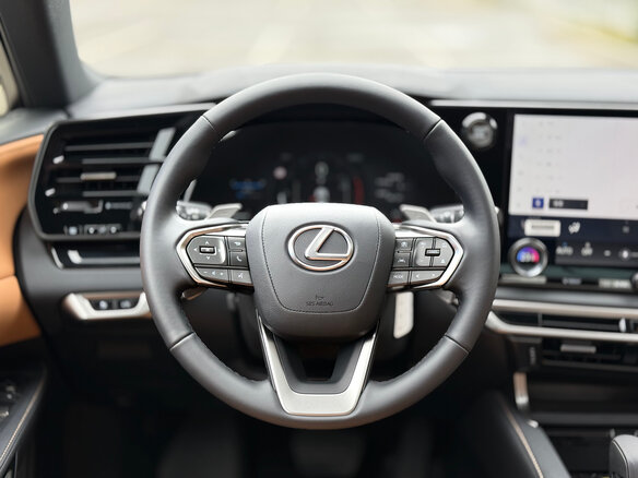 2026 Lexus RX 300 V, белый, 7800000 рублей - вид 13