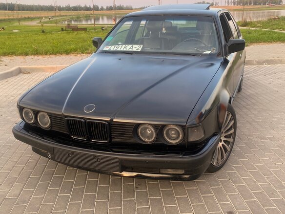 1987 BMW 7 серии 735Li II (E32), чёрный, 350000 рублей - вид 1