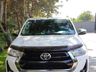 2020 Toyota Hilux VIII, белый, 5000000 рублей, вид 2