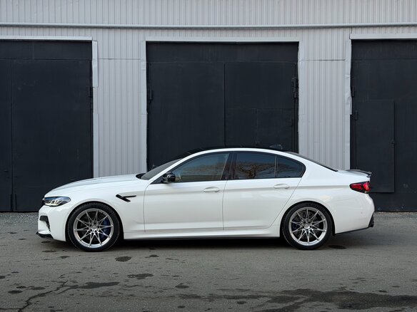 2020 BMW M5 VI (F90) Рестайлинг, белый, 9550000 рублей - вид 8