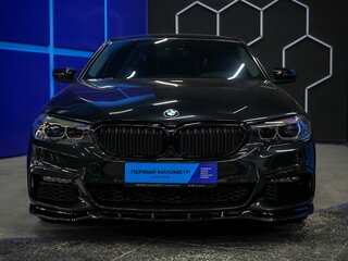 2018 BMW 5 серии 520i VII (G30/G31/G38), чёрный, 2900000 рублей, вид 4