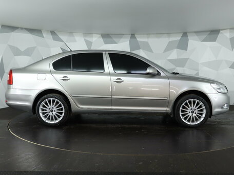 2011 Skoda Octavia II (A5) Рестайлинг, бежевый, 679000 рублей, вид 4