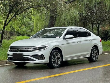 2023 Volkswagen Bora IV (China Market) Рестайлинг, белый, 1510000 рублей, вид 1