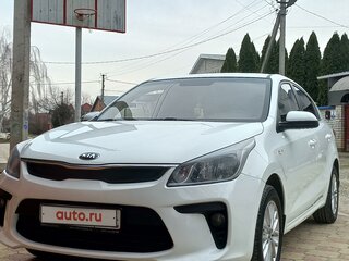 2018 Kia Rio IV, белый, 1210000 рублей, вид 2