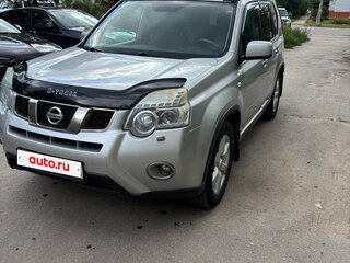 2011 Nissan X-Trail II Рестайлинг, серебристый, 1250000 рублей, вид 1