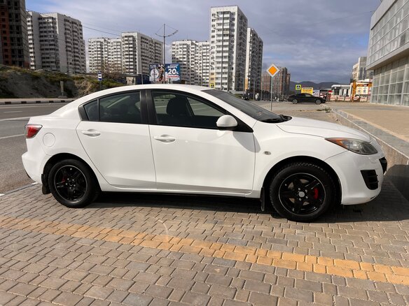 2011 Mazda 3 II (BL), белый, 730000 рублей - вид 11