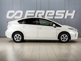 2015 Toyota Prius III Рестайлинг (XW30), белый, 1299000 рублей, вид 5