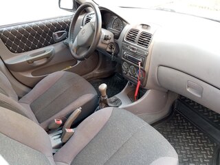 2006 Hyundai Accent ТагАЗ II, серебристый, 240000 рублей, вид 5